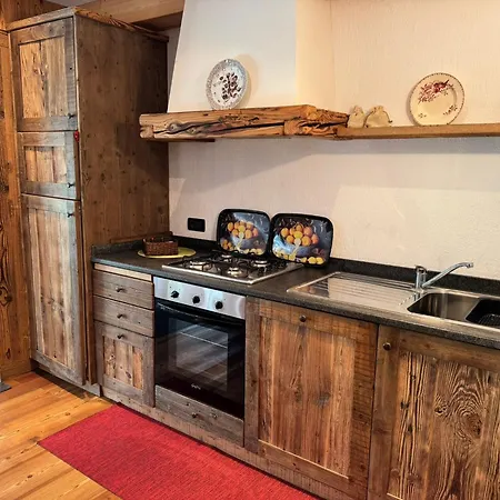 Aux Pieds Du Mont-blanc Trilocale Apartment